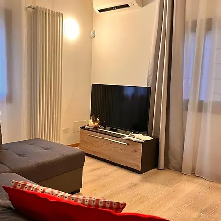 Aquila D'oro Apartman *