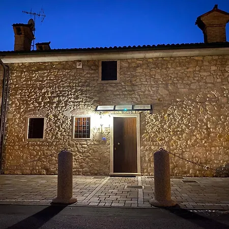 Aquila D'oro Apartment *